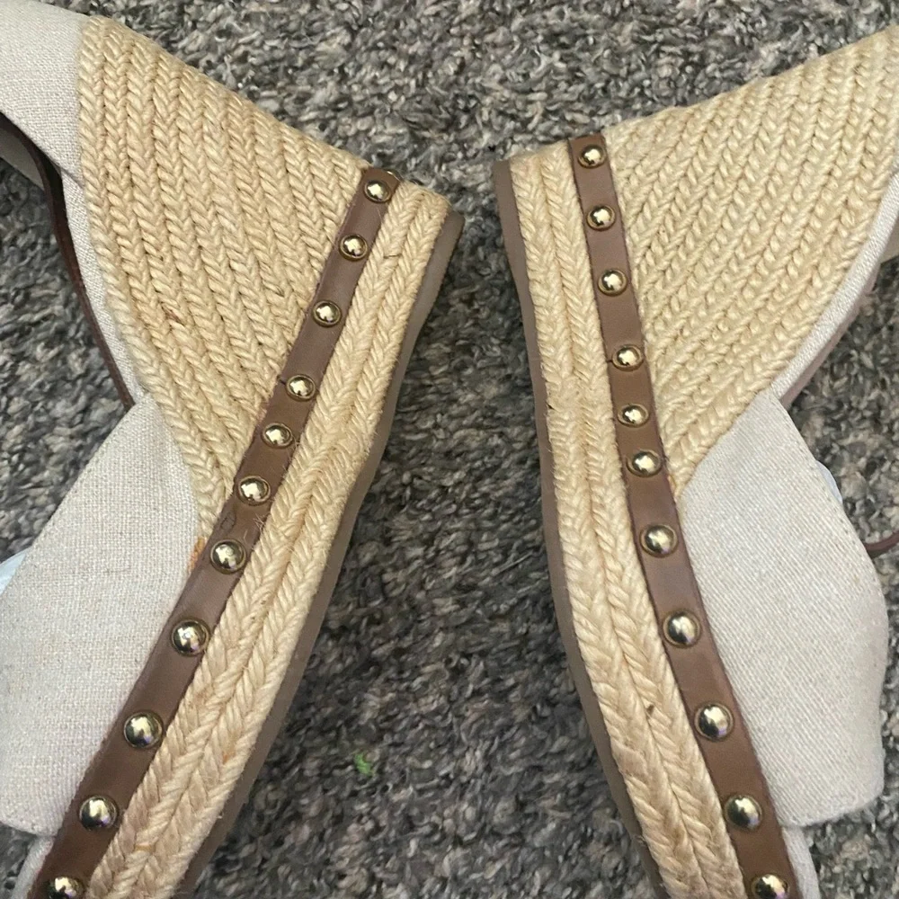 Aldo - Picture 4 of 14